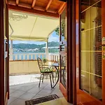 Jadranka With Sea View In Apartman