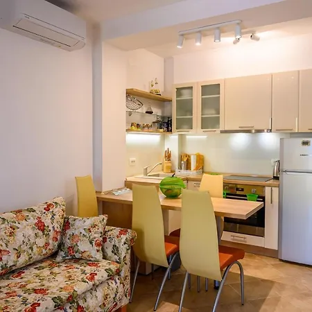 아파트 Jadranka With Sea View In Rogotin